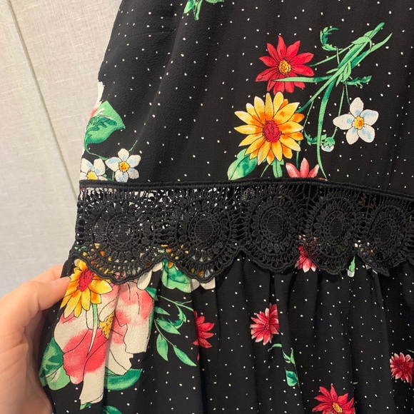 Trixxi Mini Floral Dress - Picture 2 of 4